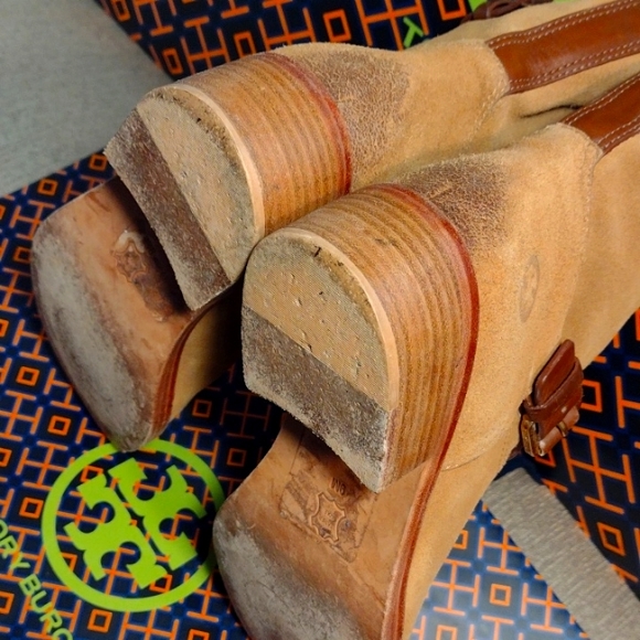 Tory Burch Bennie suede Bootie - Picture 6 of 14